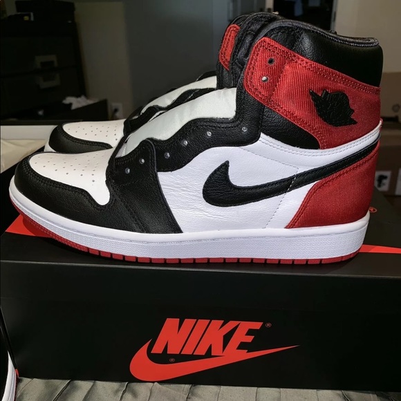 retro 1 black toe